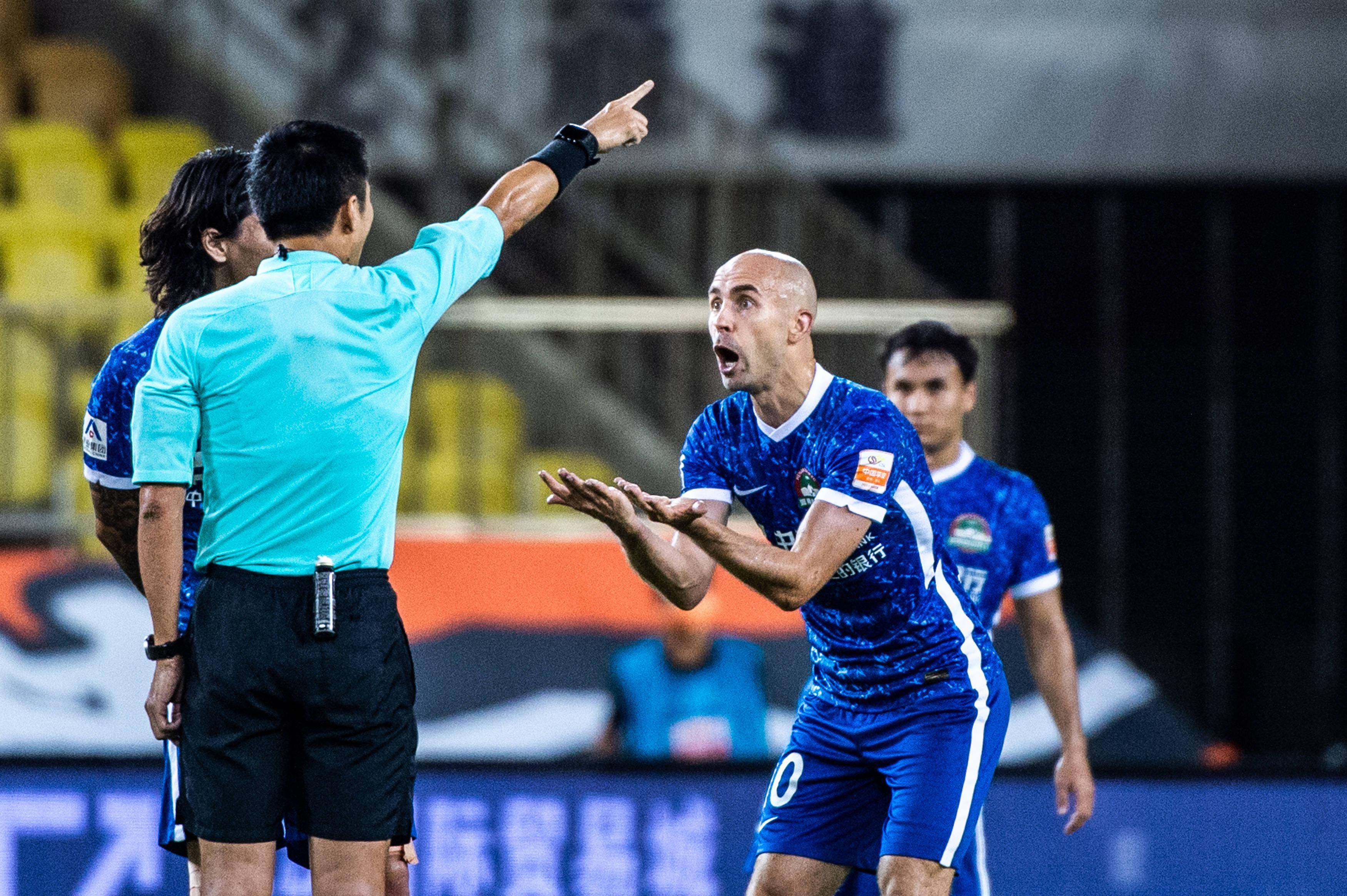 开云娱乐-上海海港发布备战花絮；窗口期造点机会；NBA总决赛任务艰巨；轮换策略成焦点的简单介绍