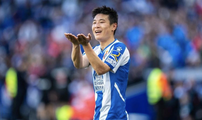 今夜体能课后,山东男篮调整名单备战西甲,质疑声仍在,年轻球员得到机会的简单介绍 今夜体能课后,山东男篮调整名单备战西甲,质疑声仍在,年轻球员得到机会的简单介绍