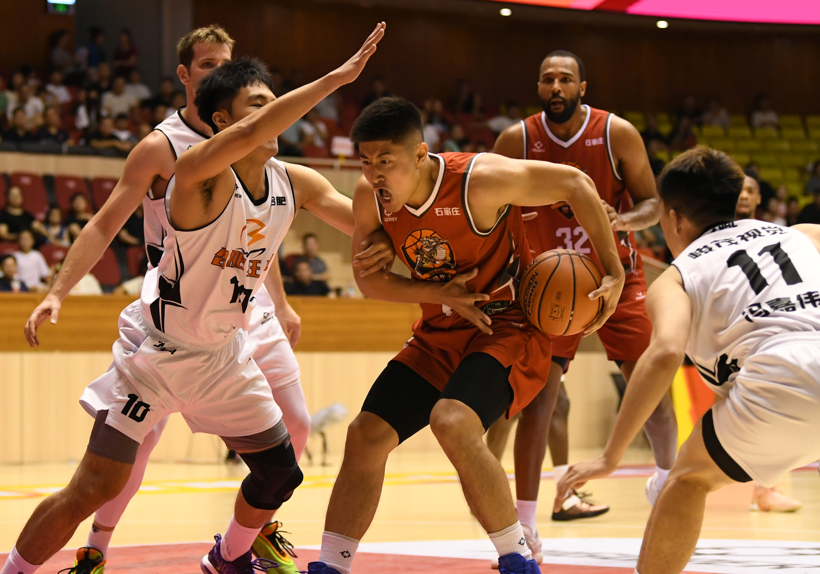 开云-今晨体能课后，浙江队刷新队史纪录备战欧篮联，压力陡增，球队文化再被提及的简单介绍